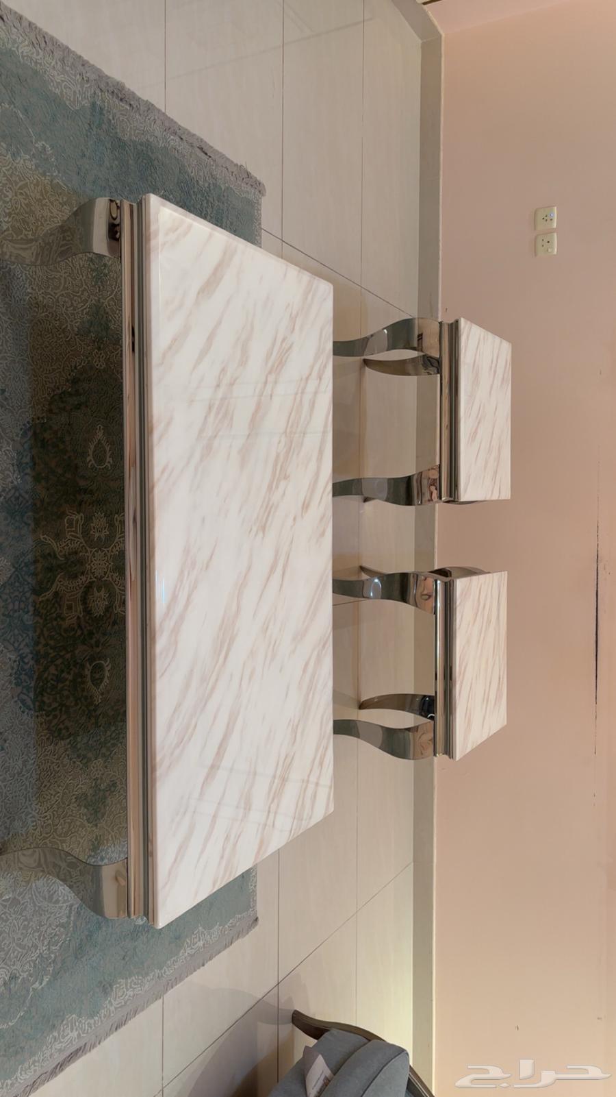 Marble table set64507109816067110