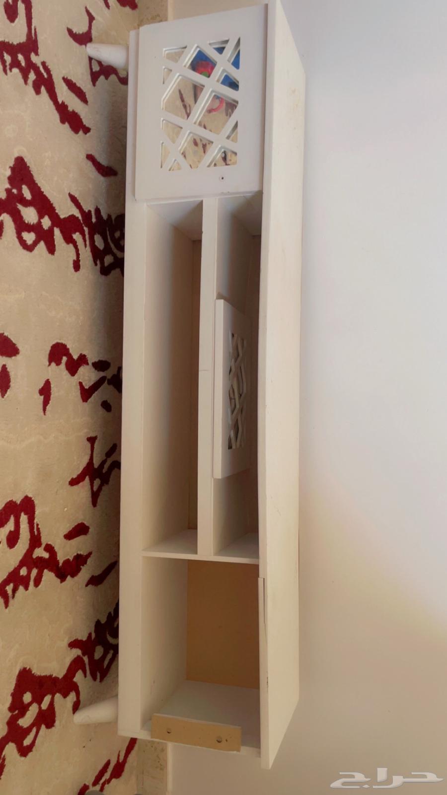 Tables, Screens, Stands, Household Items64508089173635114