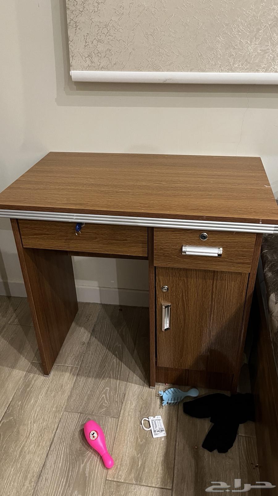 Desk table or study set64503554847746110