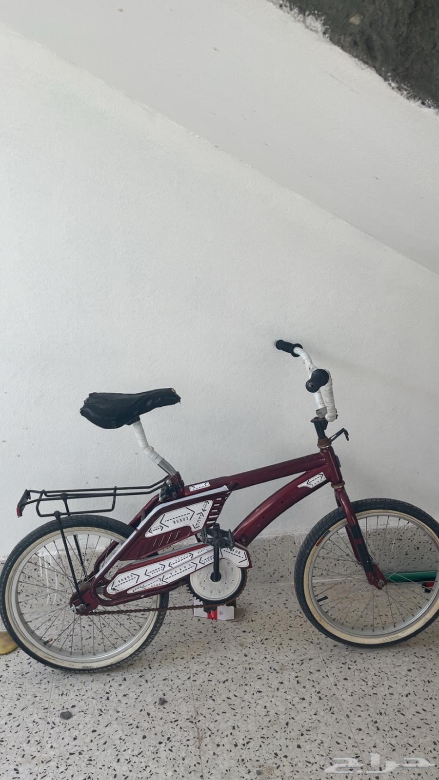 سيكل رامبو صيني للبيع اقل من 210  مب ابيع احمر عنابي64506844498051113