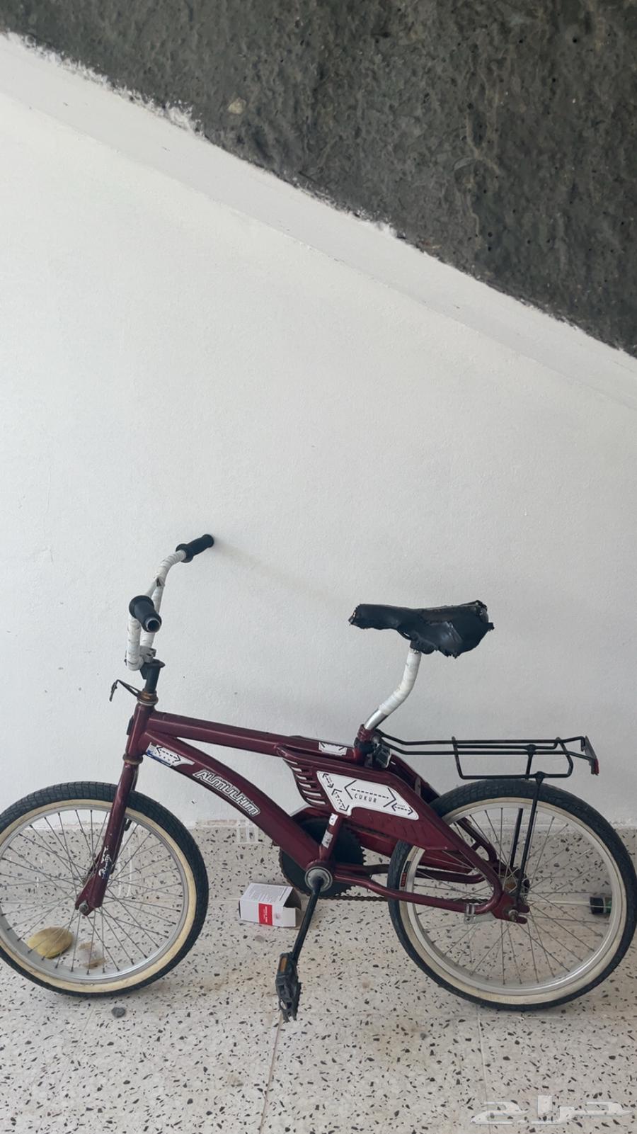 سيكل رامبو صيني للبيع اقل من 210  مب ابيع احمر عنابي64506844498051112