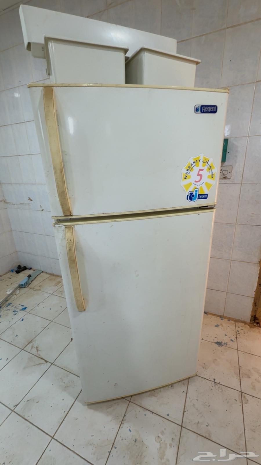 ثلاجة مستعملة للبيع64509984388867112