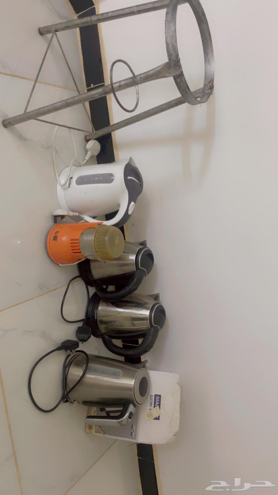 Tables, Screens, Stands, Household Items64508089173635111