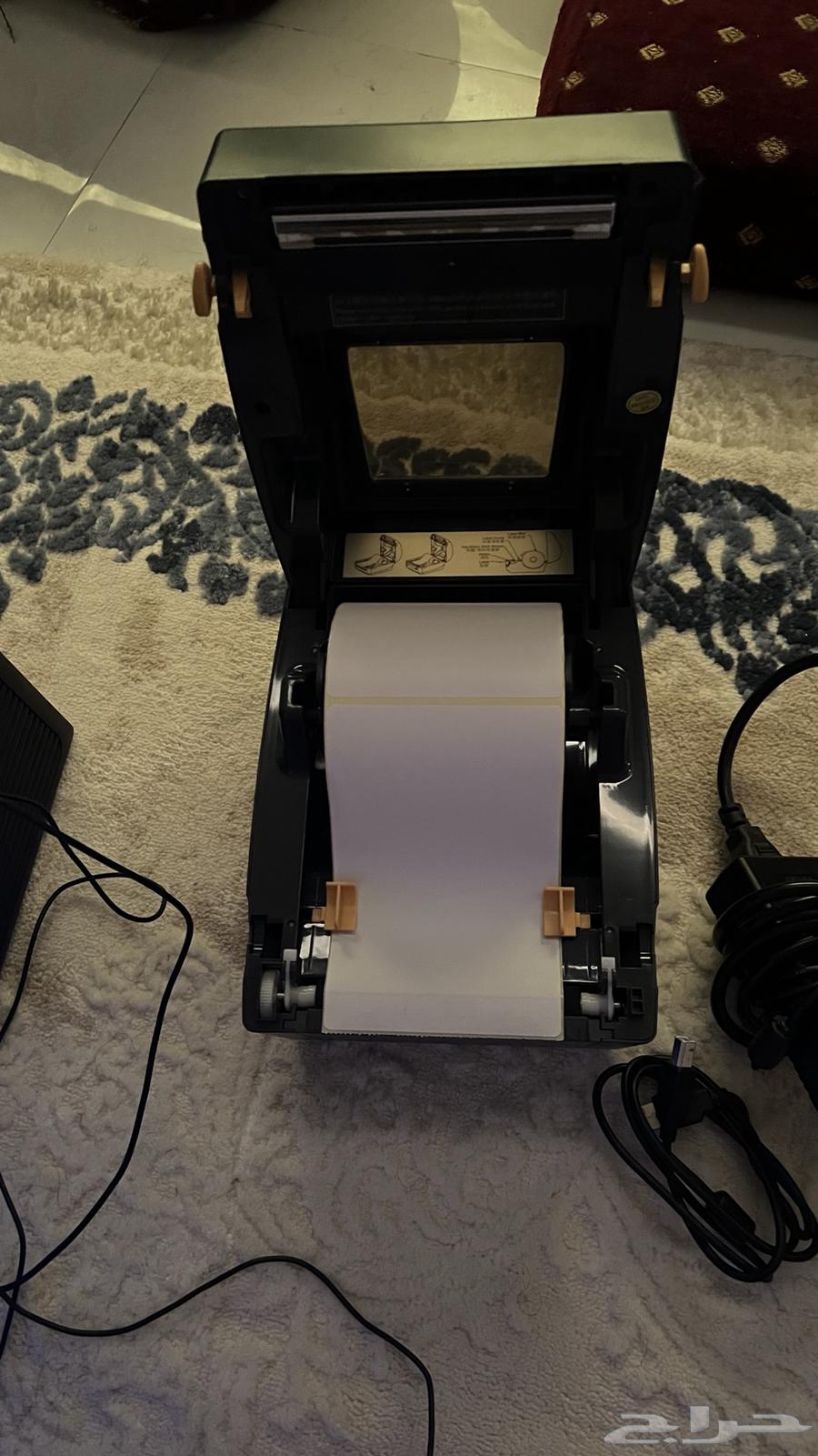 Desktop computer and monitor, receipt printer64504406973058113