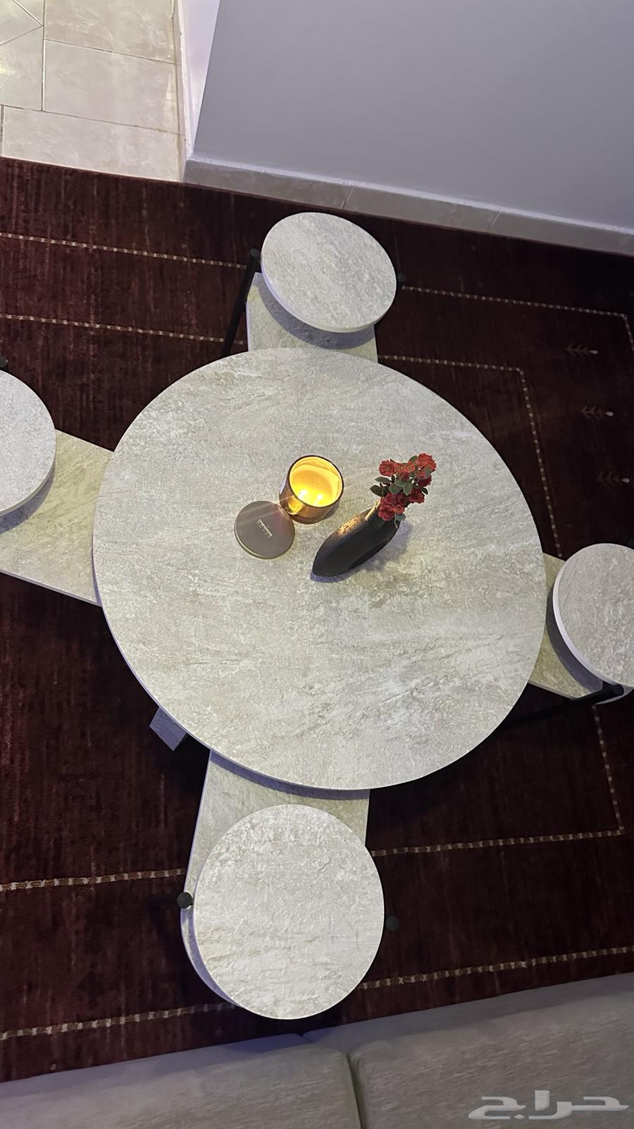 Table with 4 services, screen table set64510069352961110