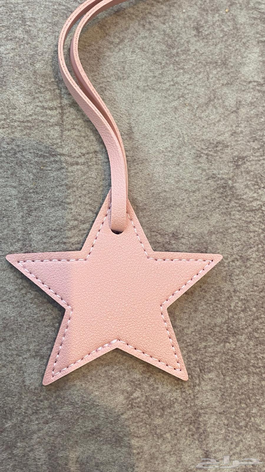 نجمه تعليقه64506380295555110