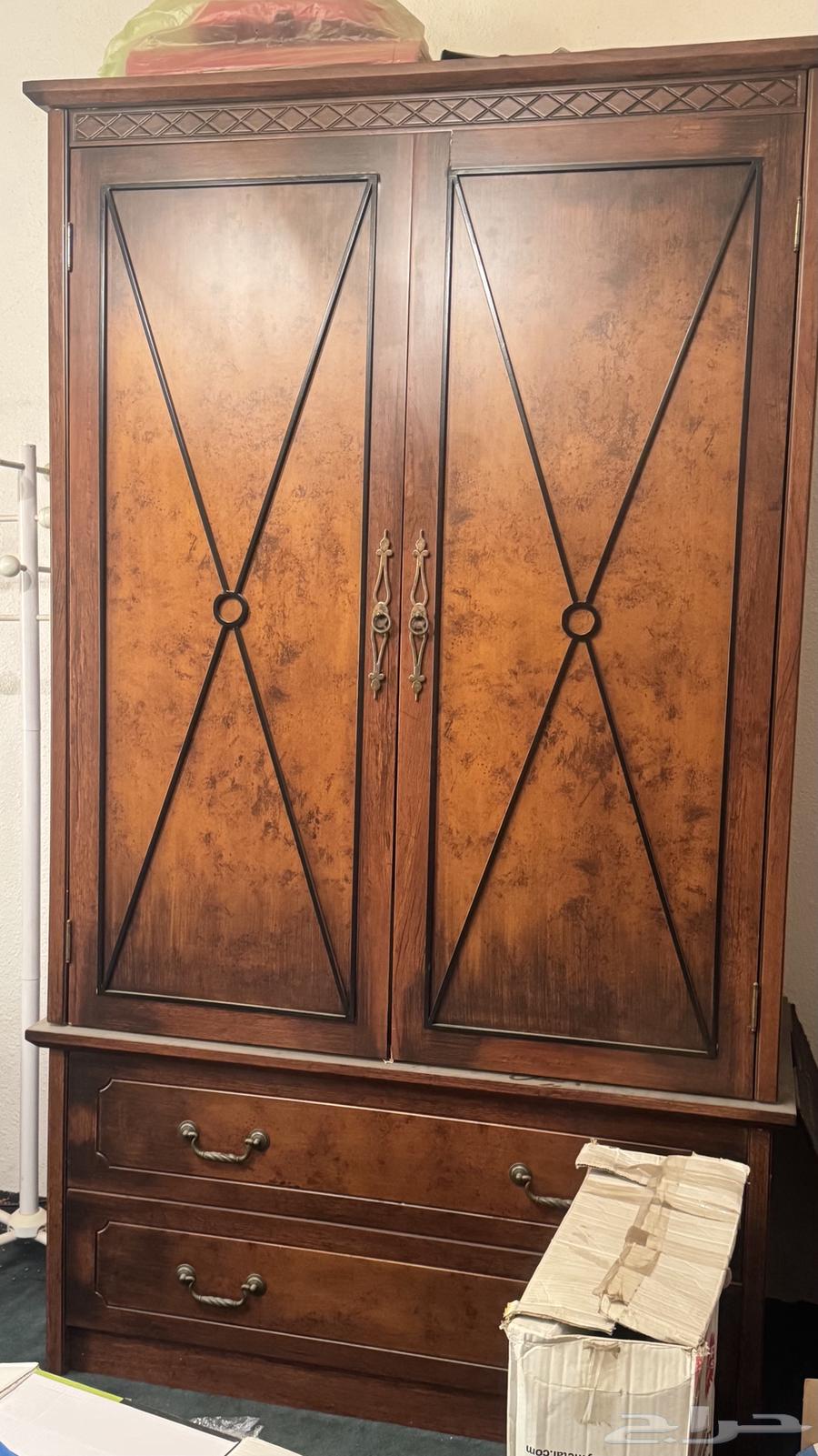 دولاب ومكتبه64506347873921111