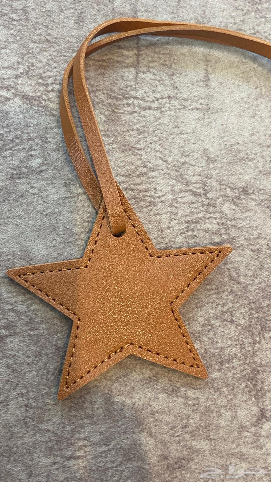 نجمه تعليقه64506380295555112