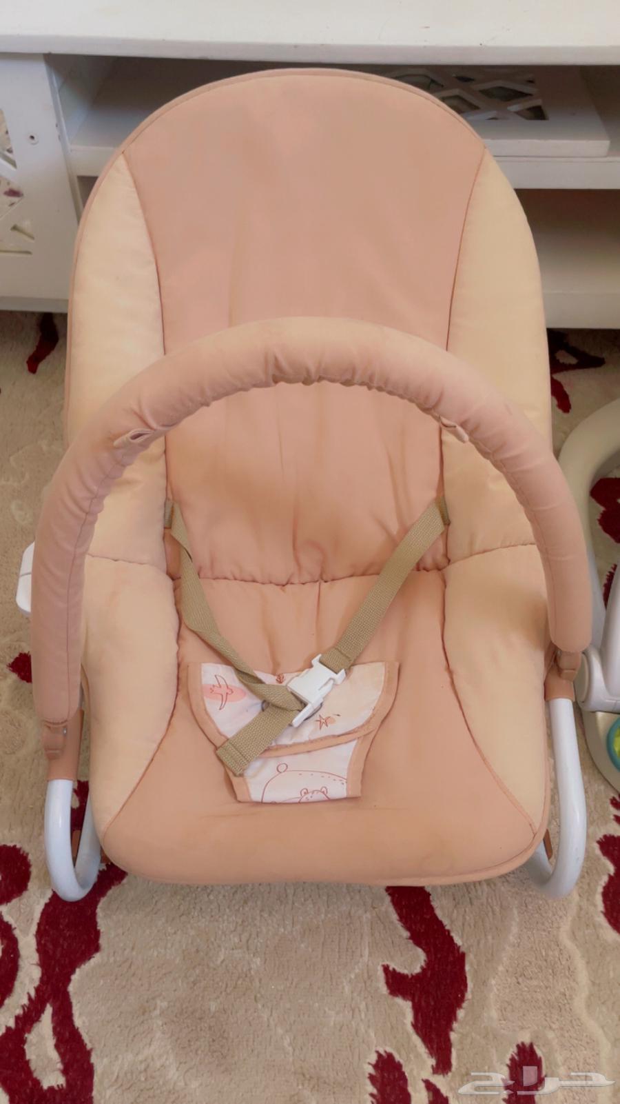 Tables, Screens, Stands, Household Items64508089173635112