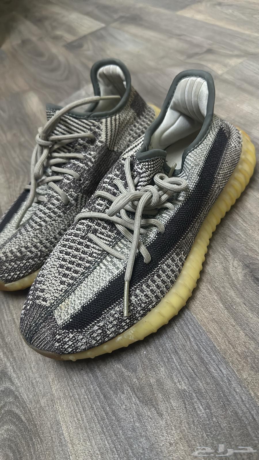 شوز اديداس ونايك مستعمل نظيف ب 5064486620560641114