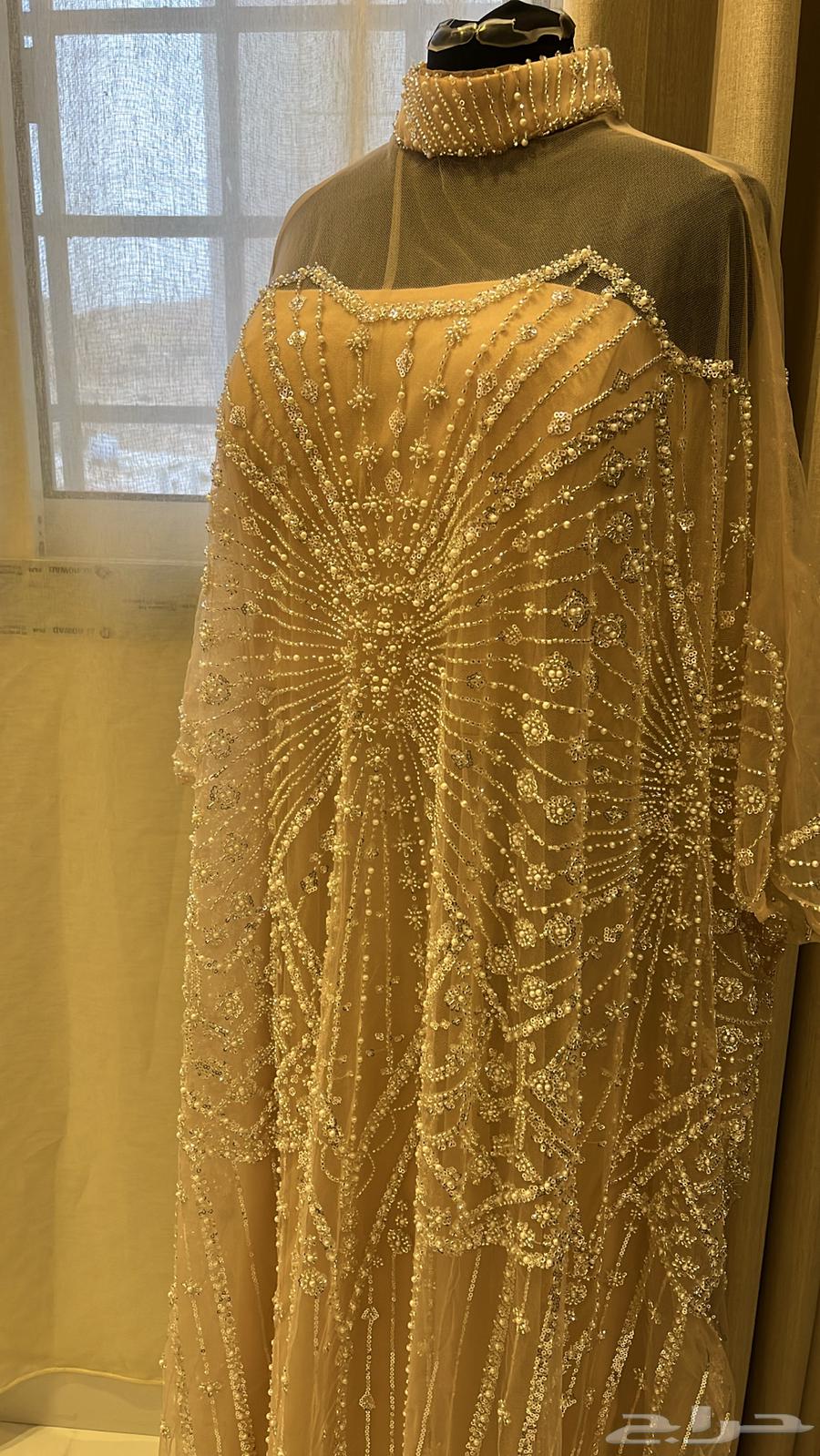 Clean dresses used only once64508845481219111