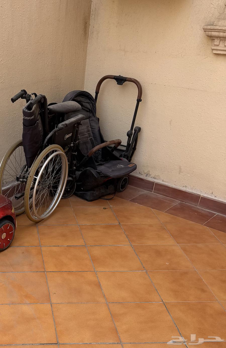 اغراض متنوعة للبيع64503118291841113