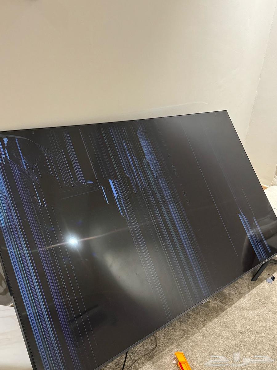 Samsung 75-inch UHD screen with built-in receiver and surround speakers64503431637121111