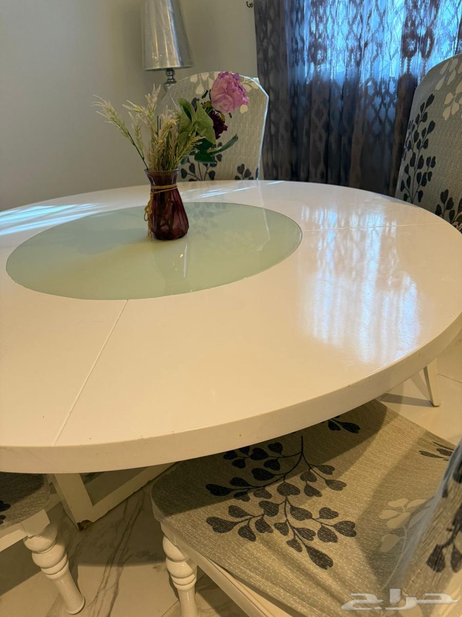 Dining table64509138184194111