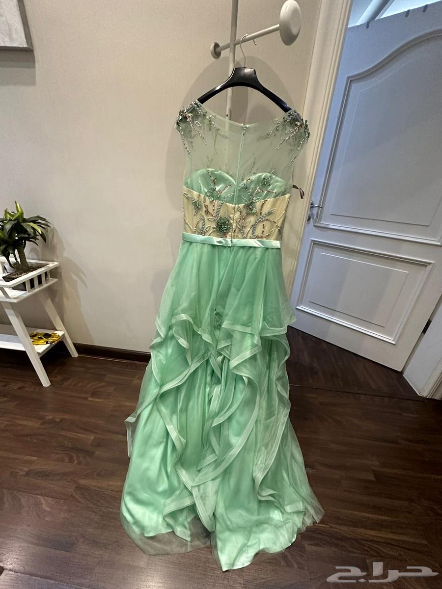 New dress, never used with its tag size 4064505791074306110