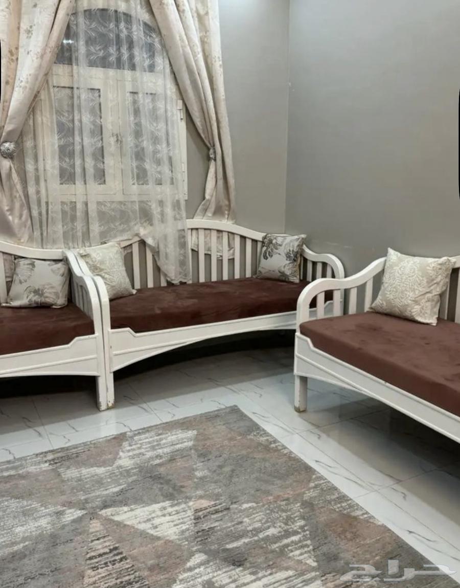 كراسي جيزانيه جديده استخدام نظيف مع المراتب64504241848963110