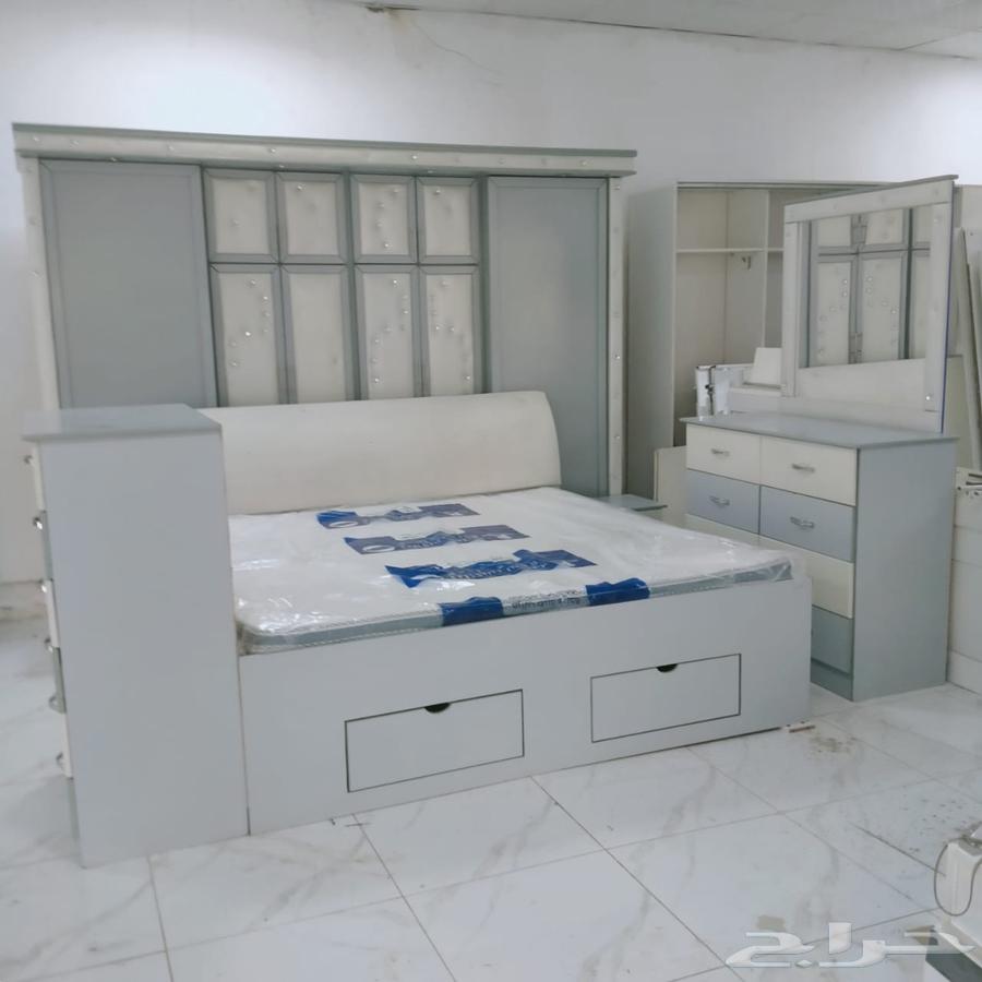 مجموعة غرفة نوم مستعمل كبيرة كاملة مع مرتبة طبية   طبقتين64503036366721112