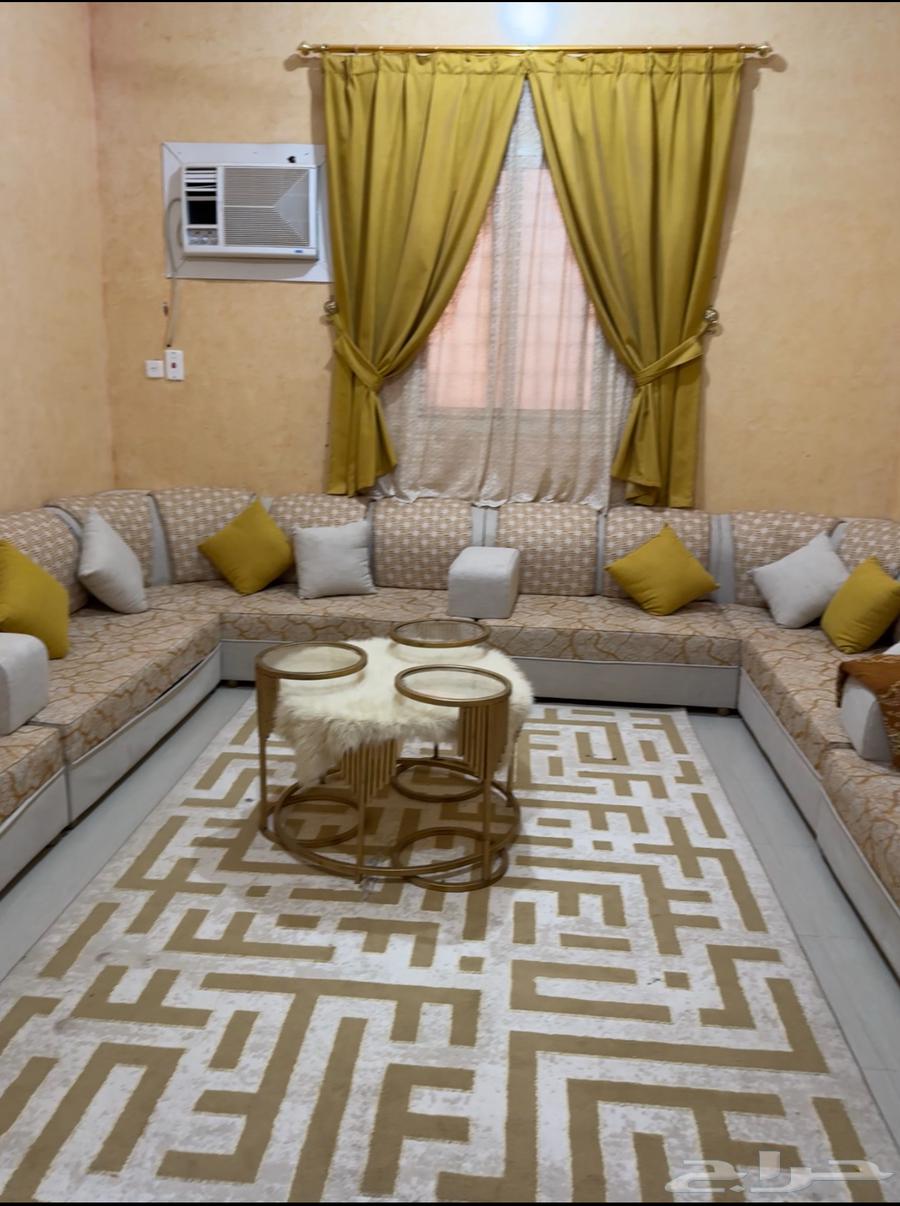 كنب للبيع مع الفرشه والستاره64503801788033110