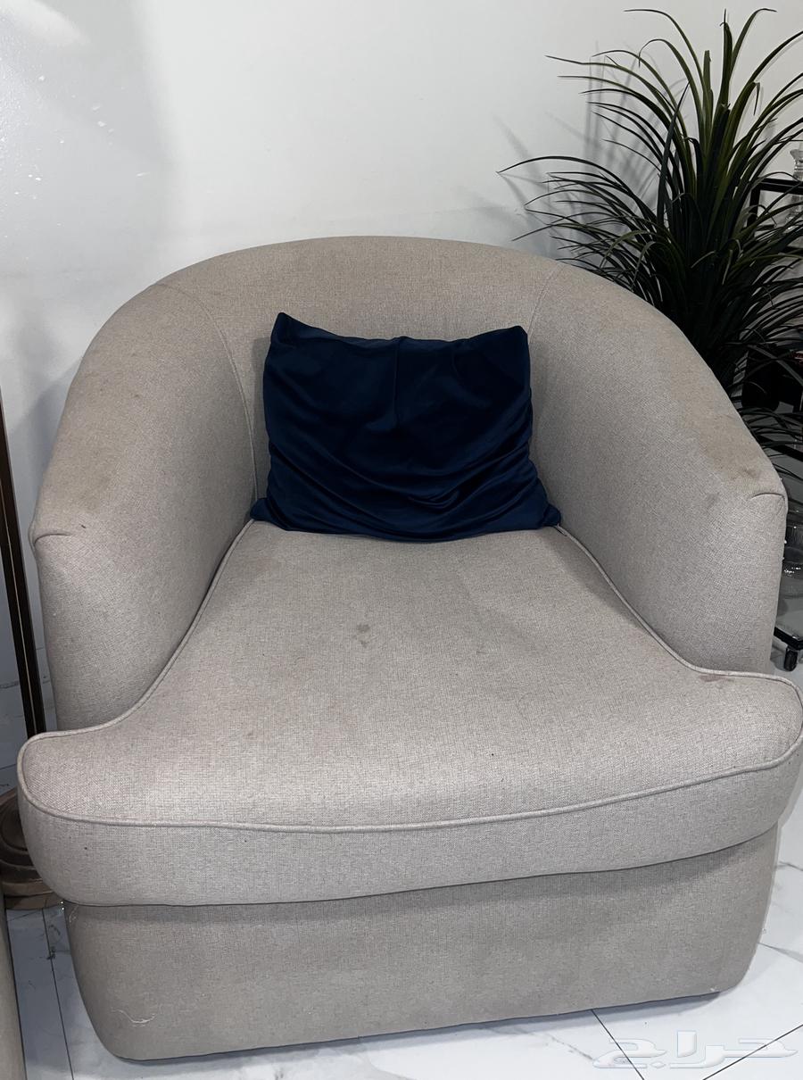 Sofa64505819435266110