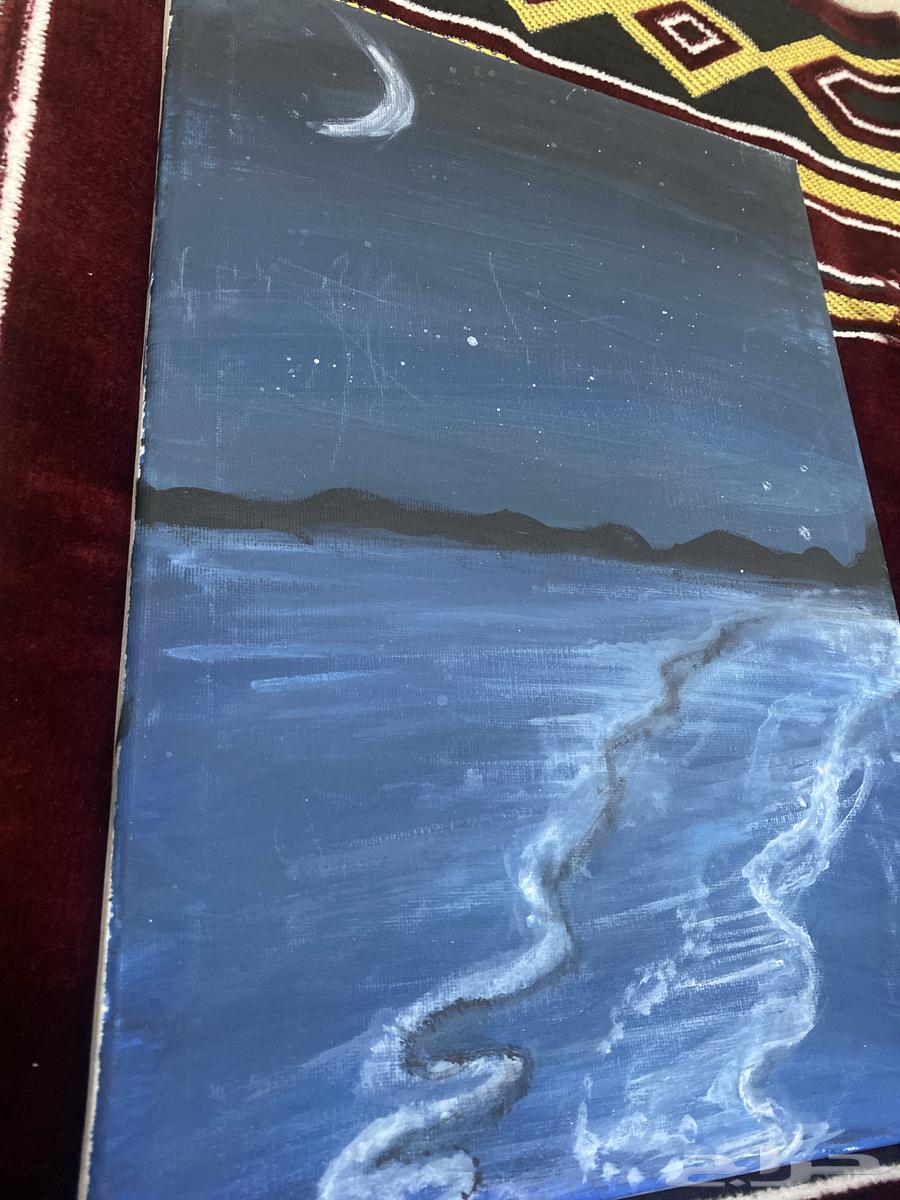 A board representing the seas with waves and the moon64508215387139111