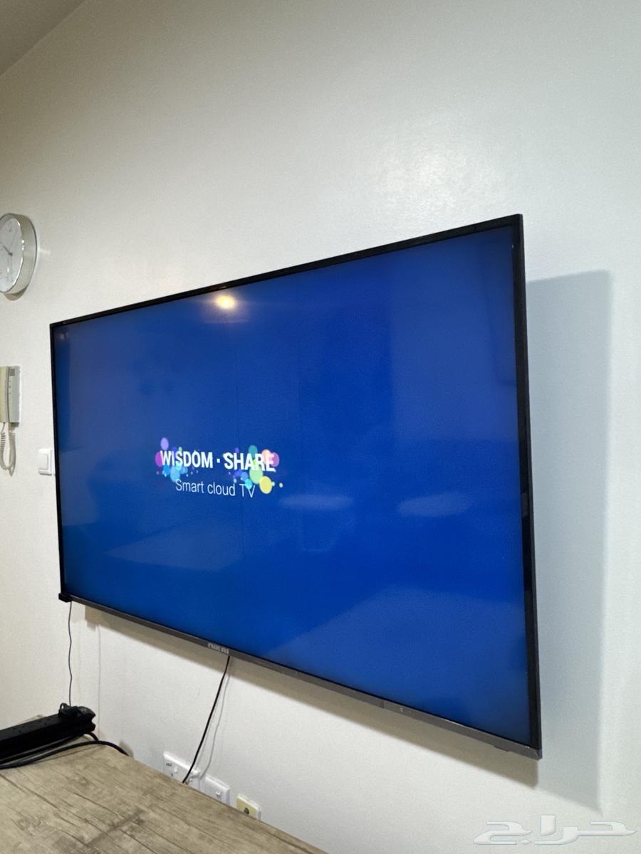 كنب حرف أل وتلفزيون 65بوصه وطاولة مباشره طقم للبيع64509236292609112