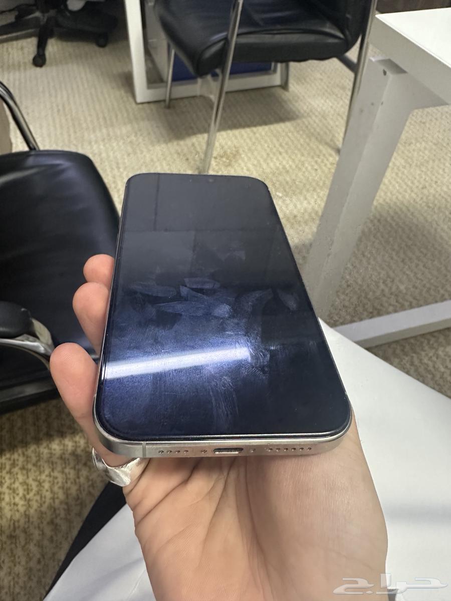 iPhone 16 Pro Max in excellent condition battery 100 light use64504736483329114