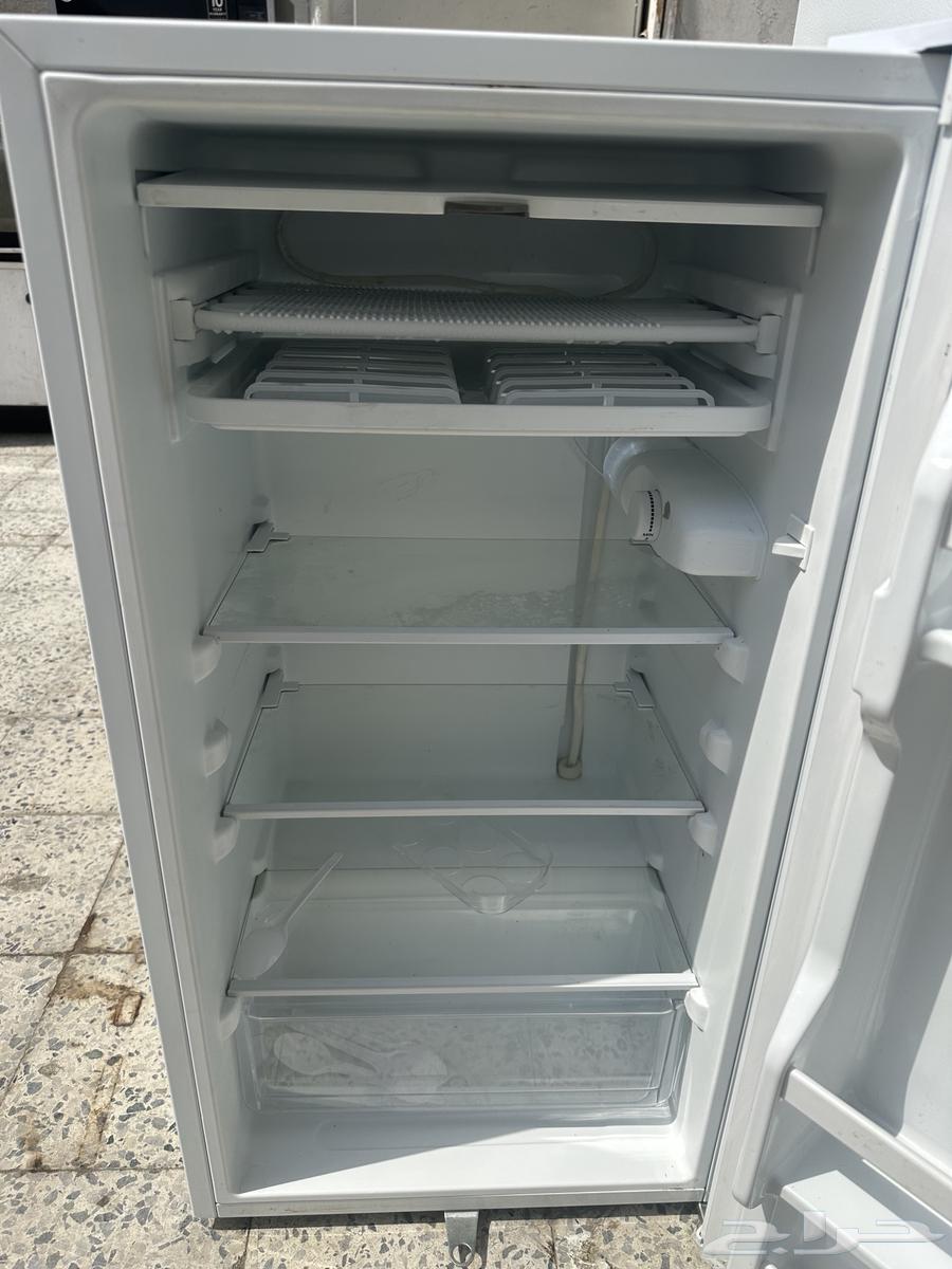 تلاجه نضيف و سعر مناسب جده في توصيل علي ضمان شهر64506174571777111