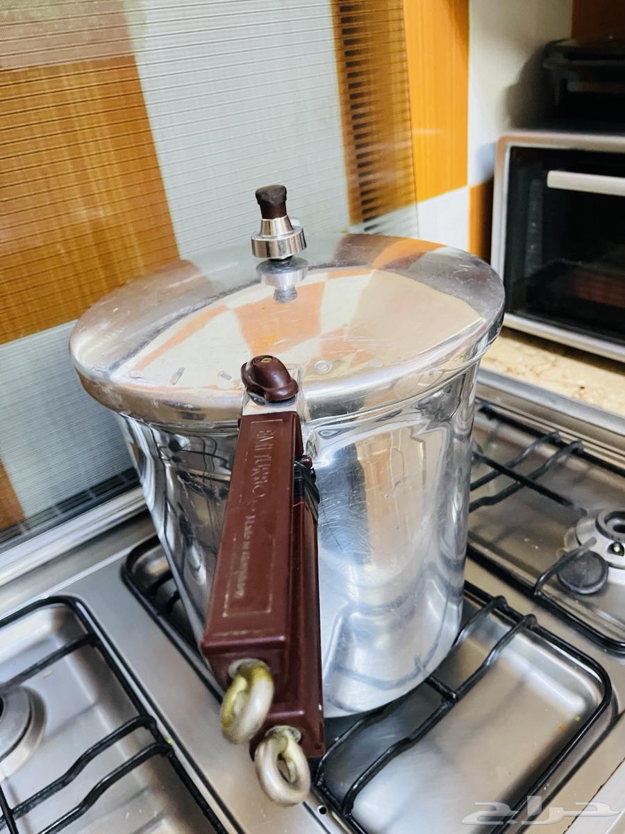 قدور ظغط واحد واثنين مقاس 9 نظيفه جدا64509321545602114