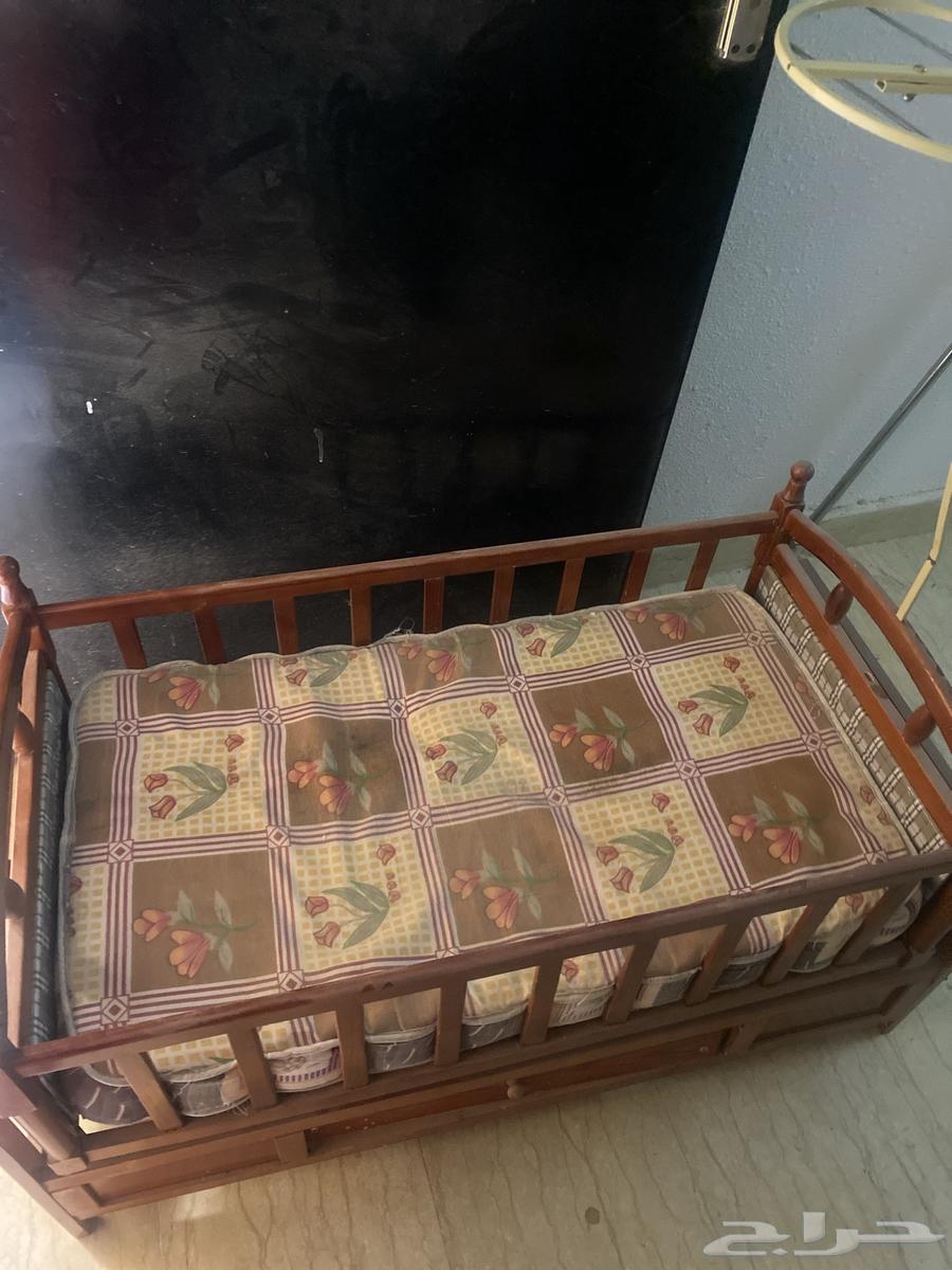 سرير اطفال للبيع64506675810433110