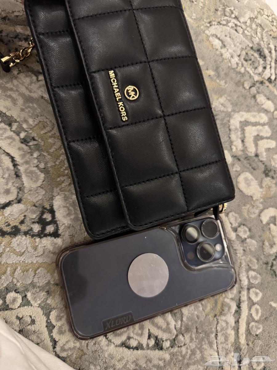 شنط ماركة اصلية استخدام نظيف جدا64509335719810111