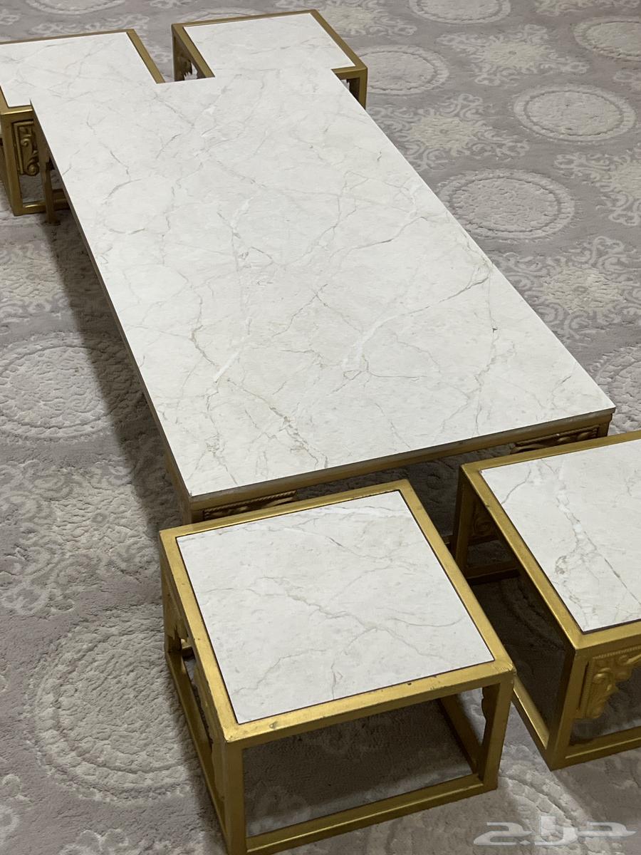 Coffee table with chairs64510055243905110