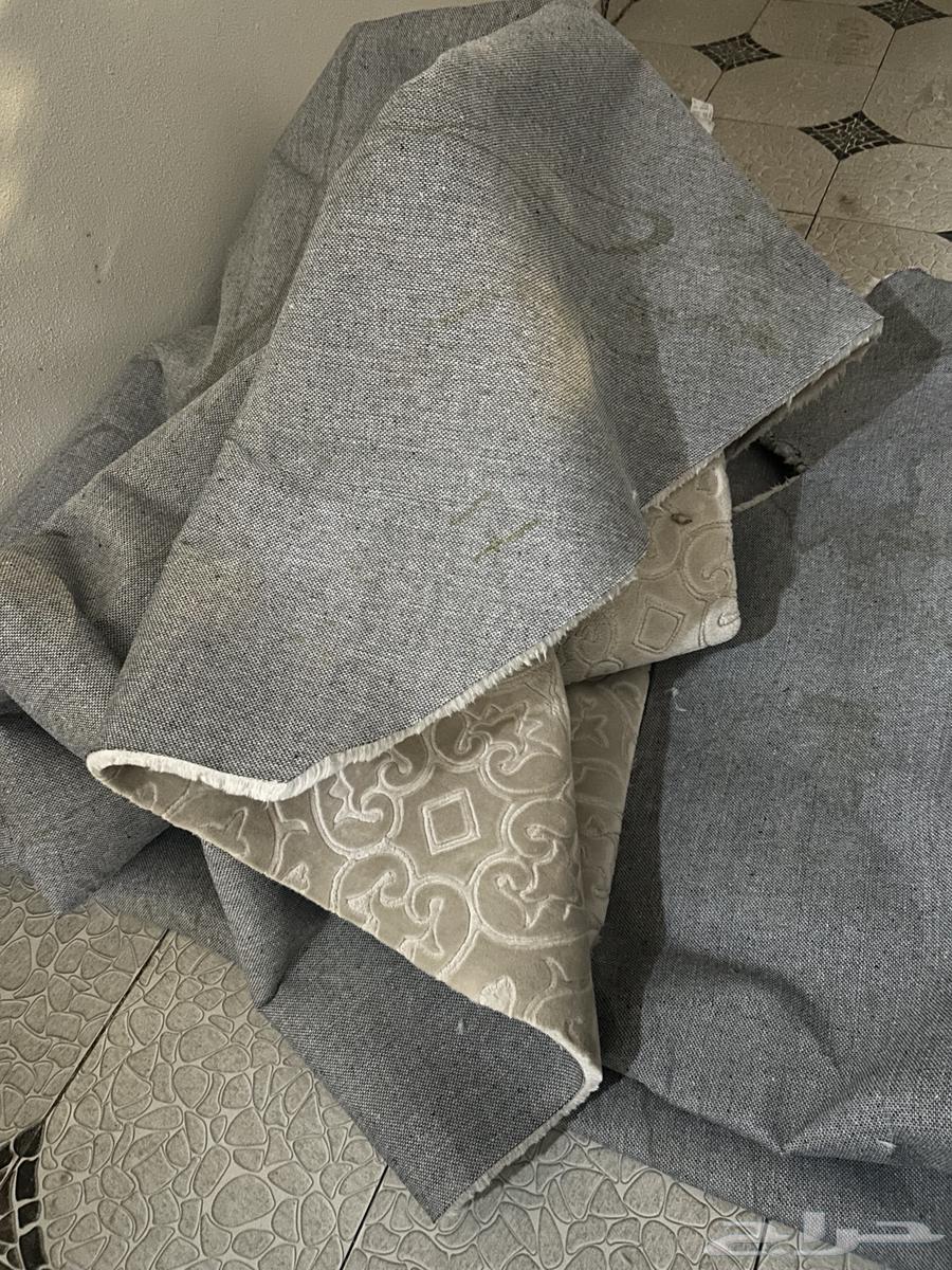 Two carpets, one size 8*4 and the other 4*4.64507851998082112