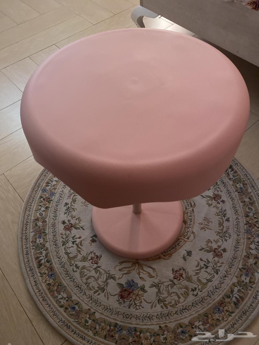 طاولة وردية جميلة ولطيفة وجديدة64505724313602111