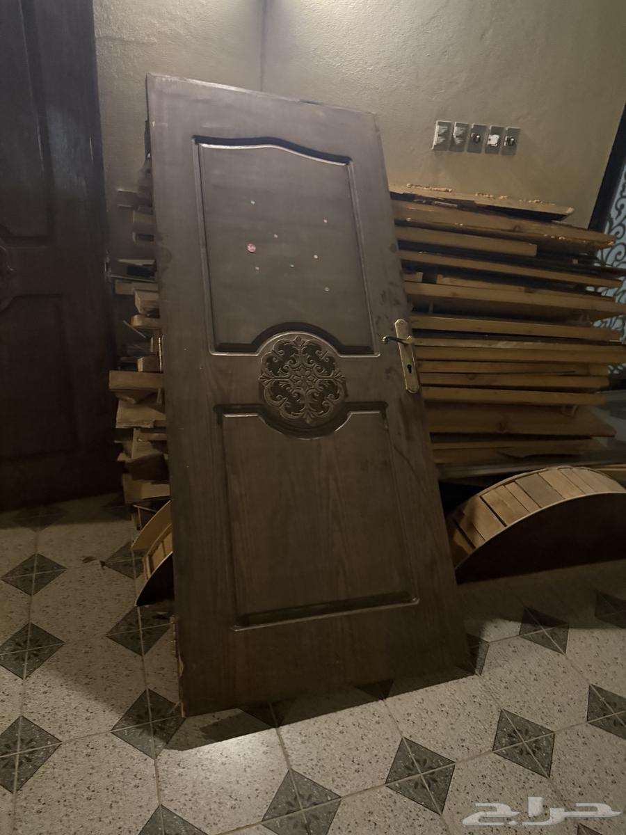 اثاث مستعمل عبارة عن ابواب خشب مستعملة وغرف نوم مستعملة64509941439234111