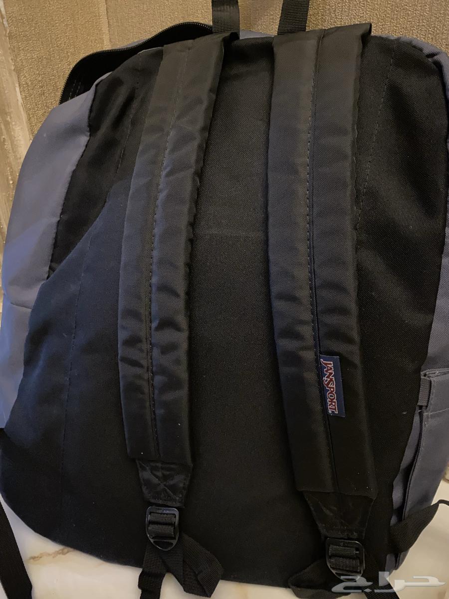 شنطة مدرسيه من ماركت Jan sport الاصليه اشتريتها ب 20064507249388418111