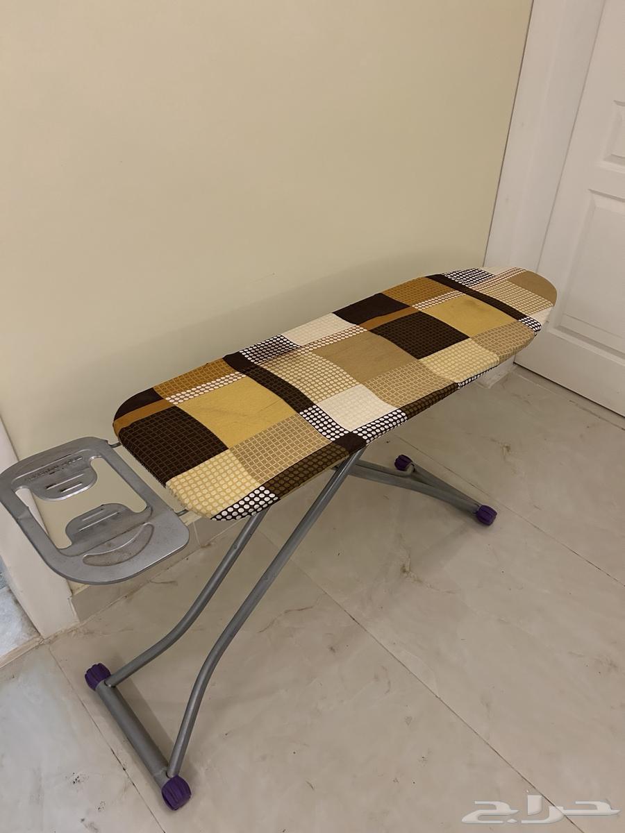 طاولة كوايه مستعملة قابله للطي (مخفض)64504241933057112