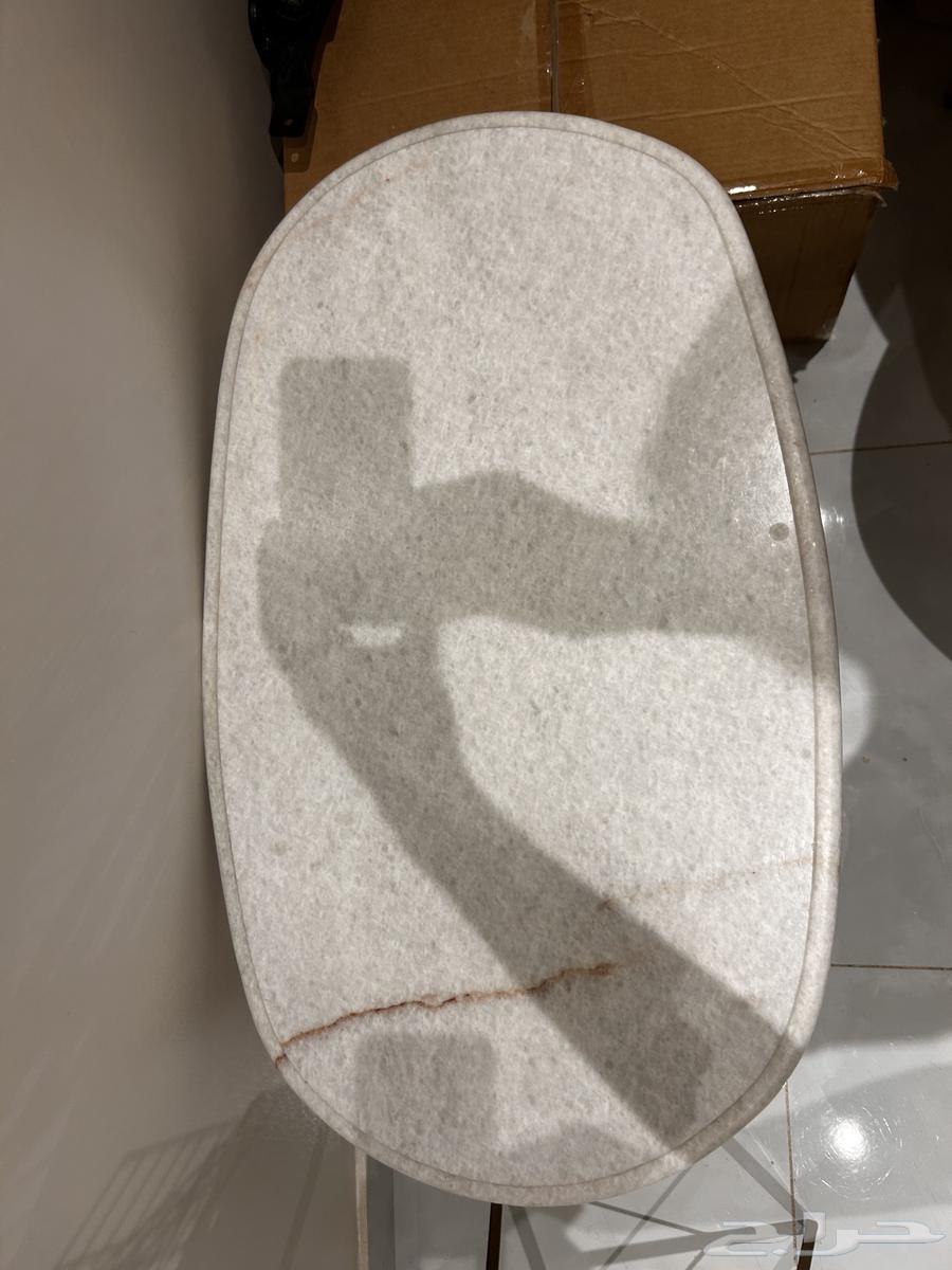 3 tables and one large and two small64509335693314111