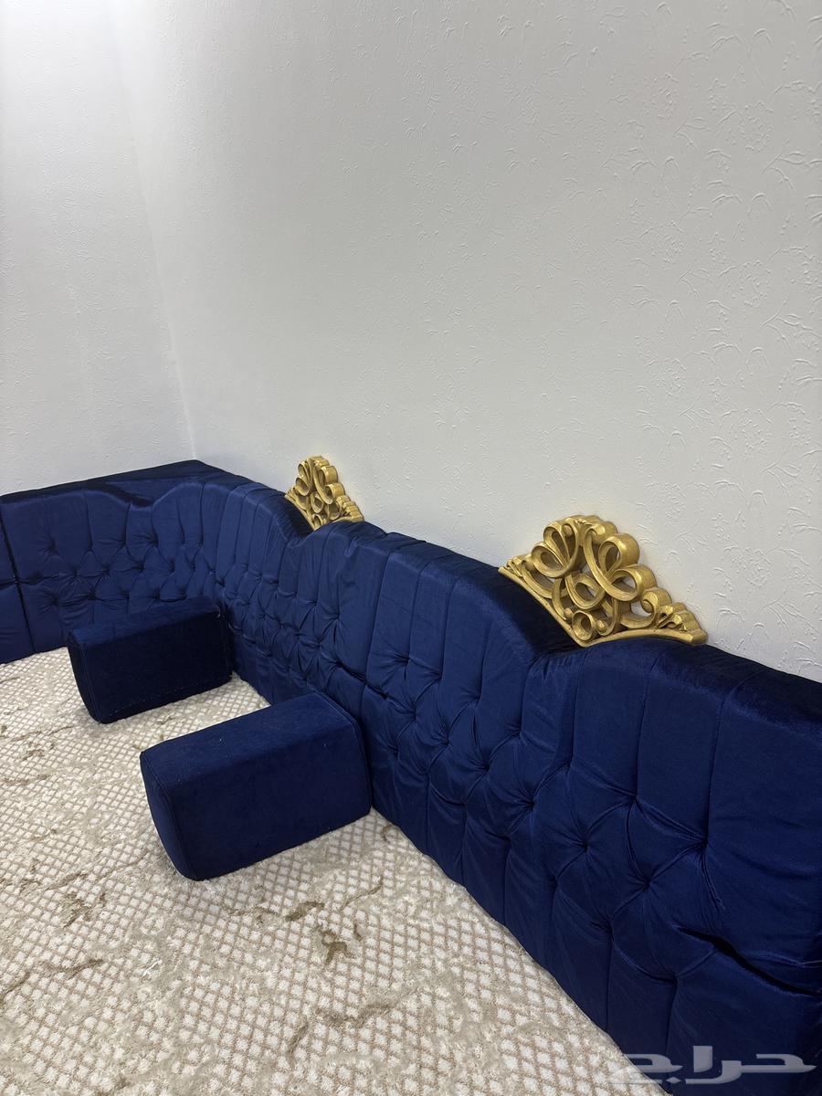 مساند للبيع مستخدمة مع كسور بسيطة64507529235074110