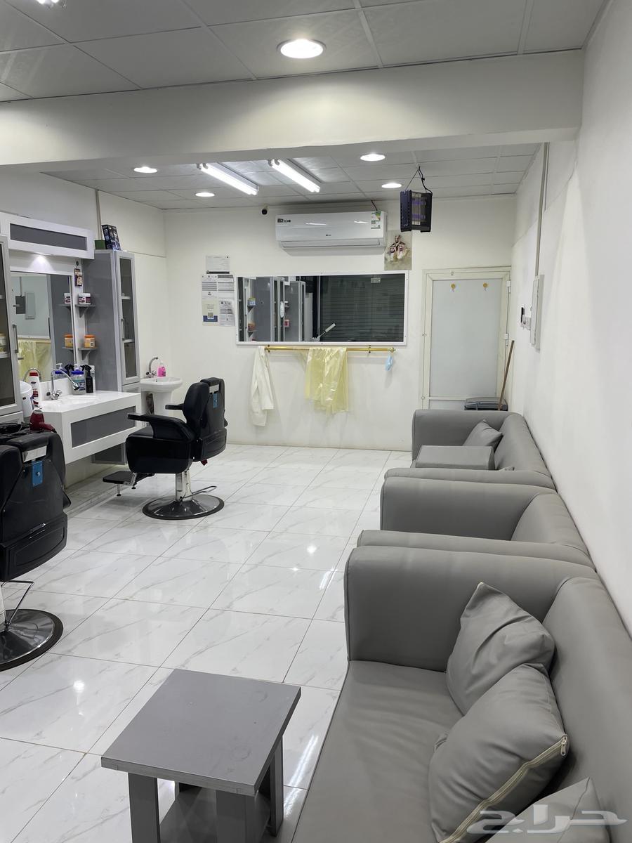 ديكور وكراسي وأغراض حلاق للبيع64504586087042111