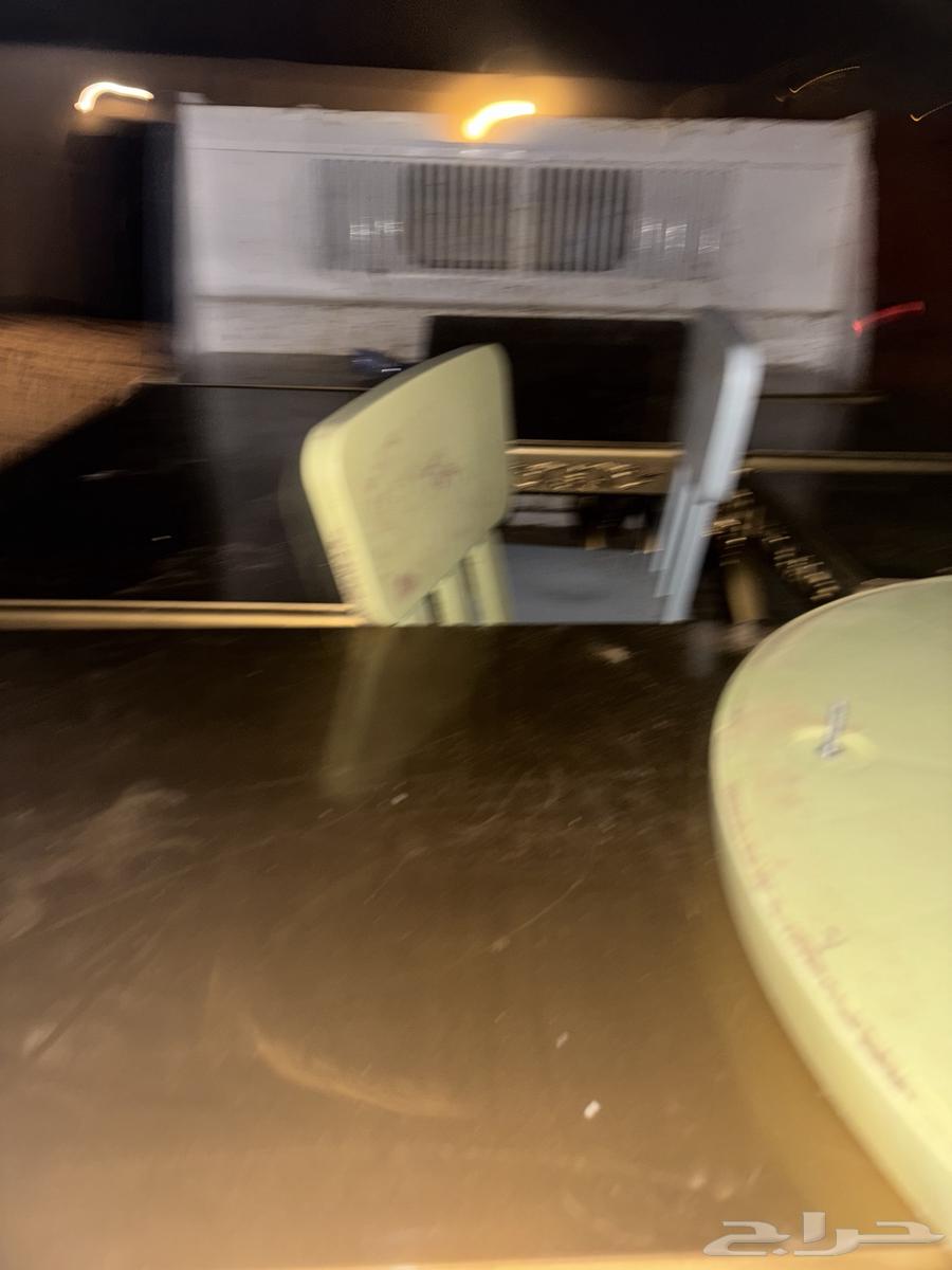 Semi-new tables64509321495683112