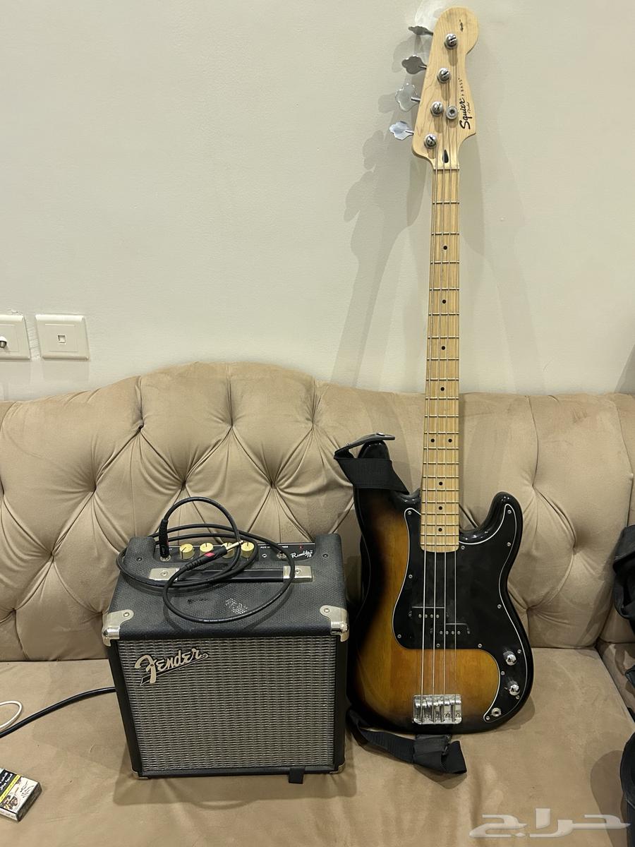 بيز جيتار فيندر مع كامل اغراضه64503090773377110