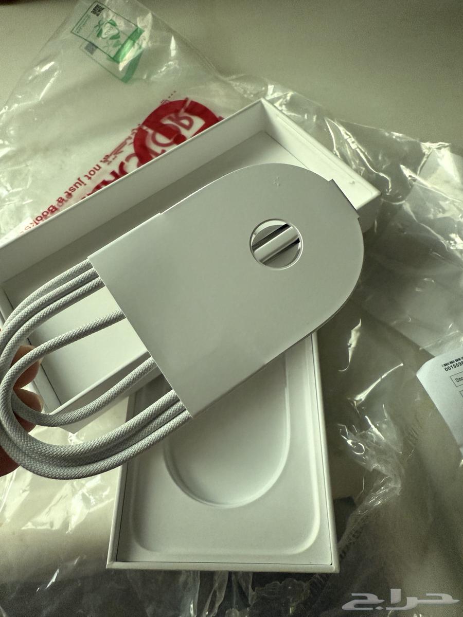 للبيع ايفون 16 برو ماكس 512 G من جرير ضمان ساري64505370878722113