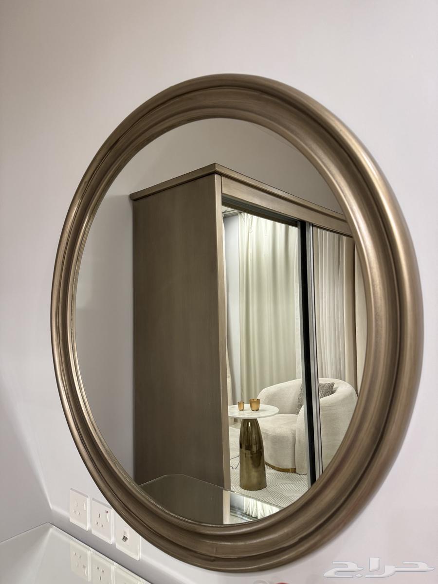 اثنين كوميدينة و مرايا64509476663811112