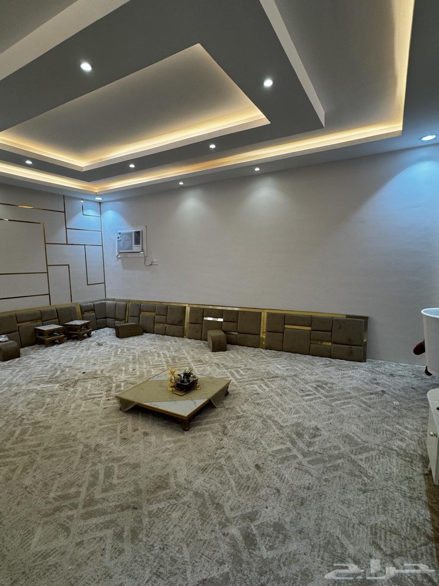 New living room support with table and bedding64505052807939112