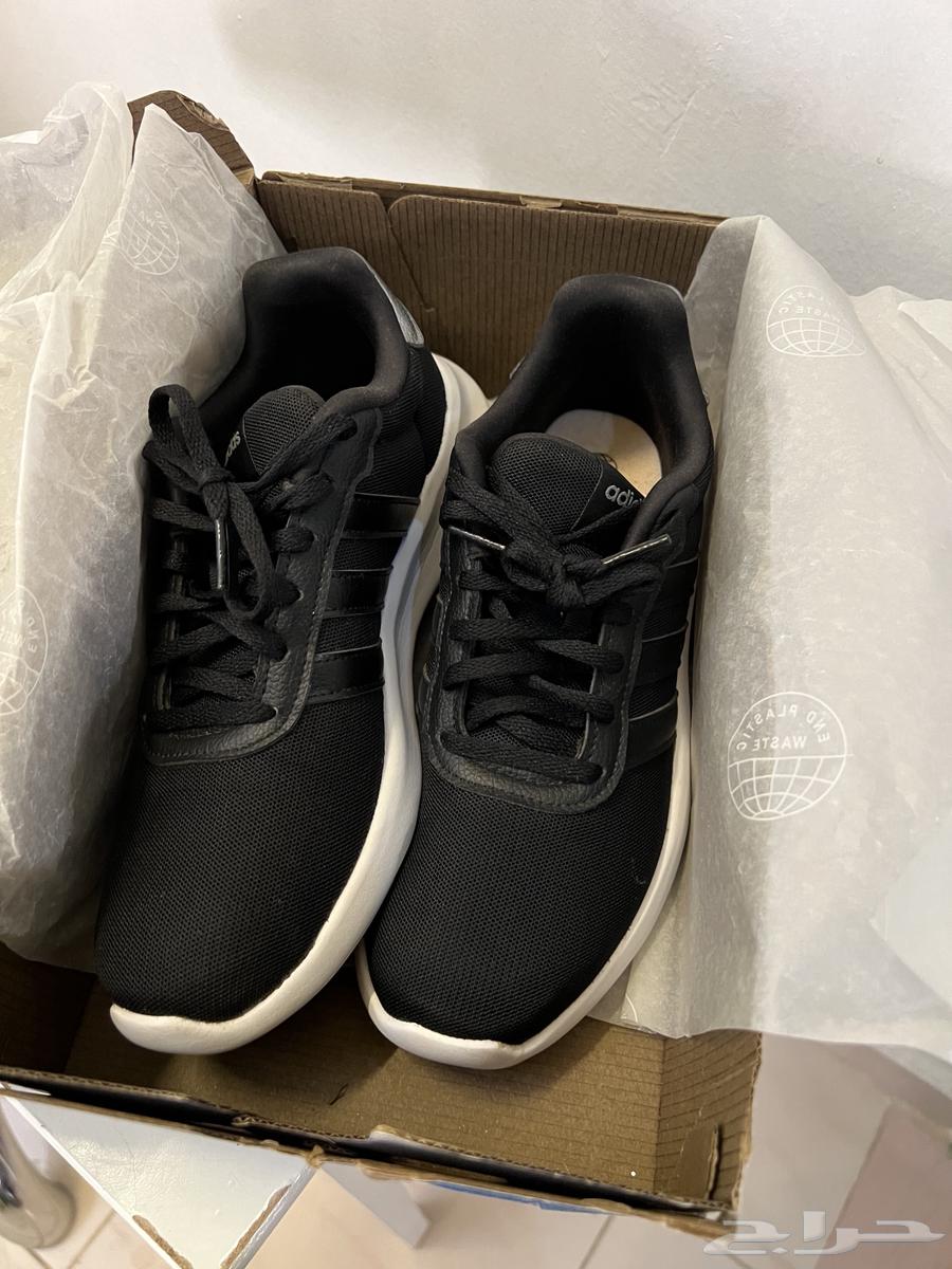 شوز أديداس نظيييف مقاس 4064508831415041114