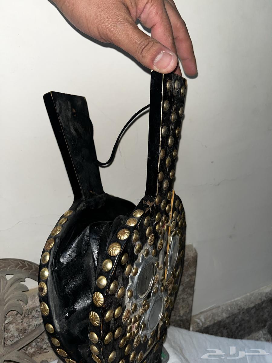 Devices, boxes with Pepsi, and old collectibles64507067989121114