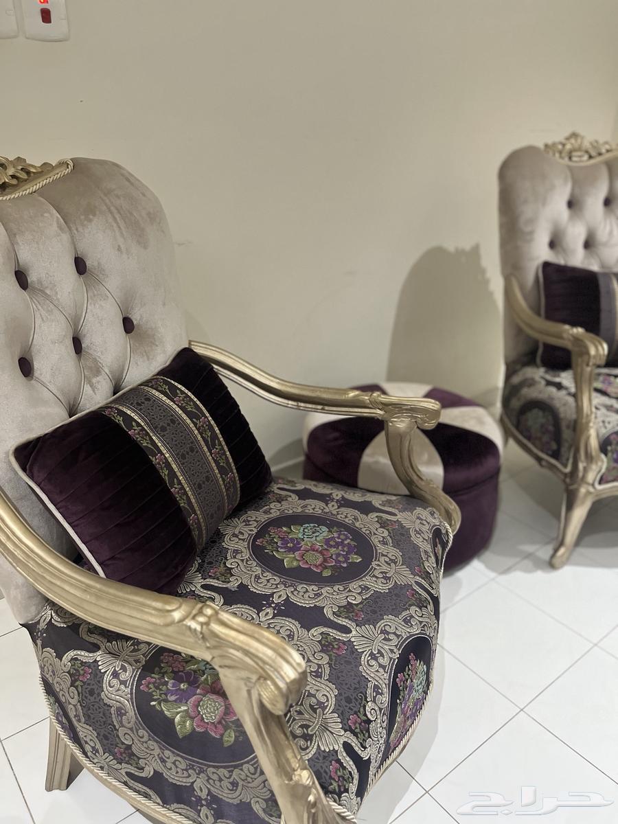 Sofa64509533152898112