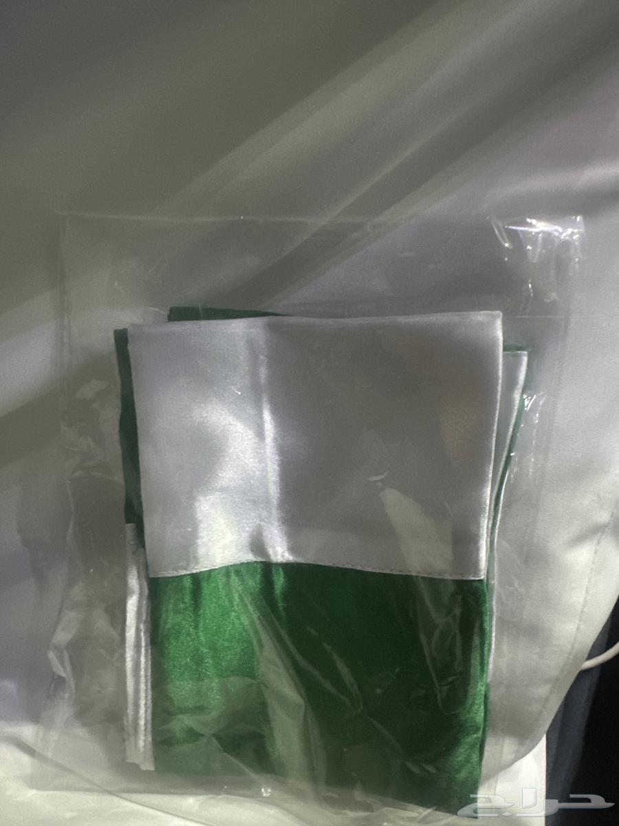 شالات اخضر وابيض . مناسبه لليوم الوطني. الاهلي. المنتخب ..64509124080385110