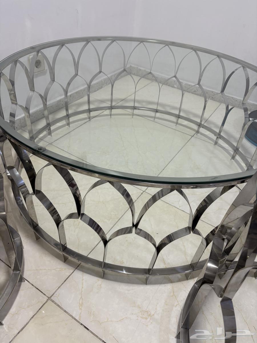 Coffee and serving table64510111753346110