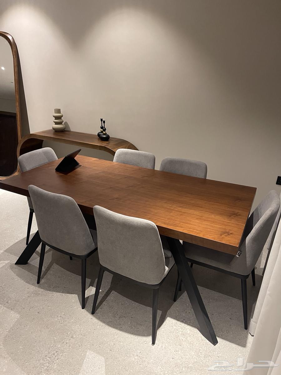 طاولة طعام بدون الكراسي - 950 ريال آخر سعر البيعة سريعة64507068063489110